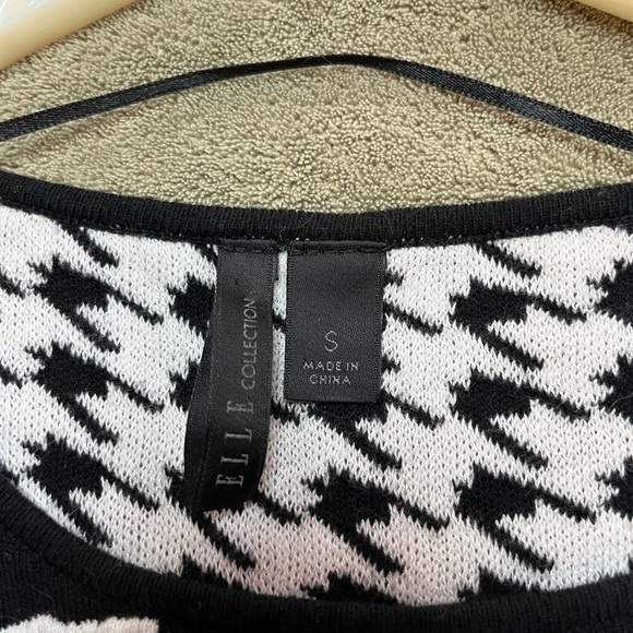 ELLE collection, knit shirt, black and white pattern size small - Picture 4 of 4